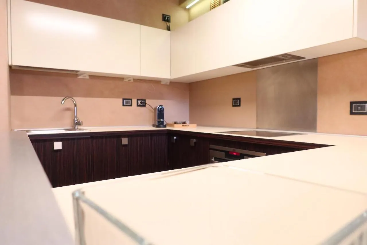 Verona Luxury Flats Piazza Erbe, Floor 3