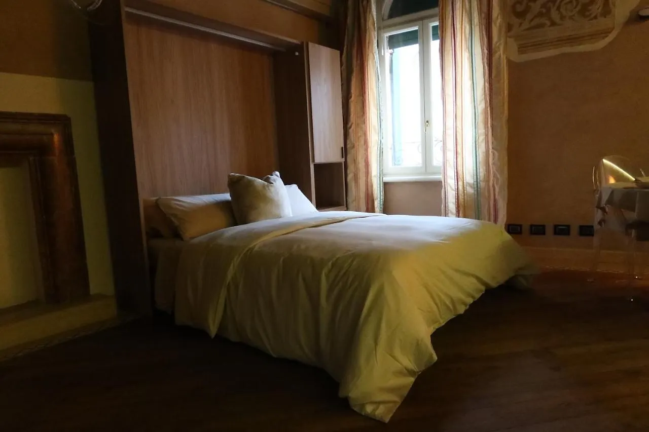 Verona Luxury Flats Piazza Erbe, Floor 3 0*,