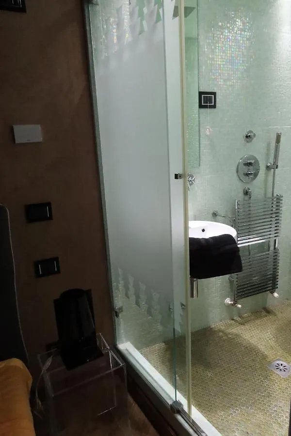 Apartment Verona Luxury Flats Piazza Erbe, Floor 3 Italy